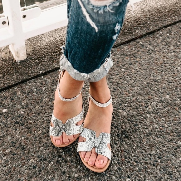 SNAKESKIN SANDAL - Picture 2 of 6